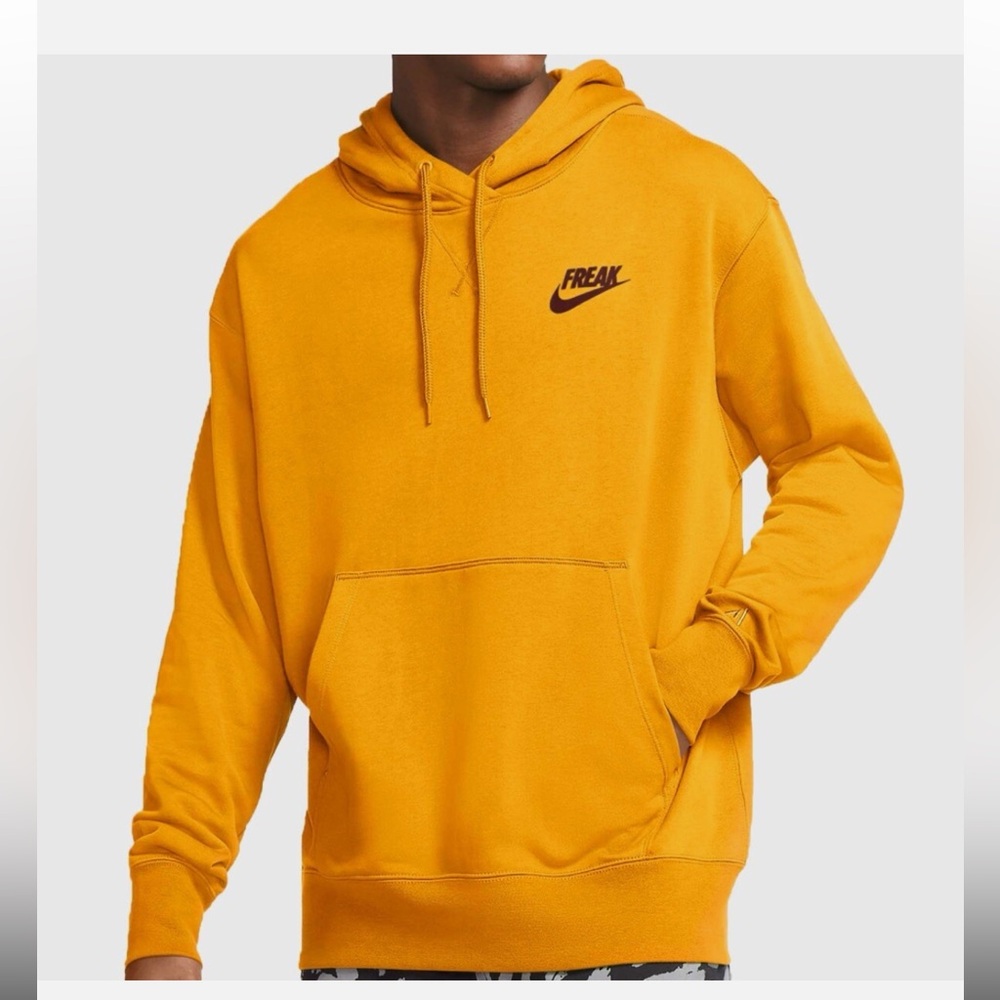 Nike Mens “FREAK” Pullover Hoodie Medium M Loose Fit University Gold